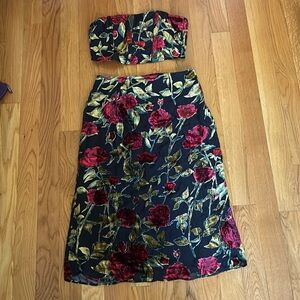Fashion Nova 2 piece Floral skirt set